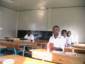 Une salle de classe d'une école du Bas-Congo/photo infobascongo