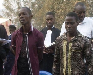 Deux ''kulunas''condamnés devant la                             barre/Infobascongo