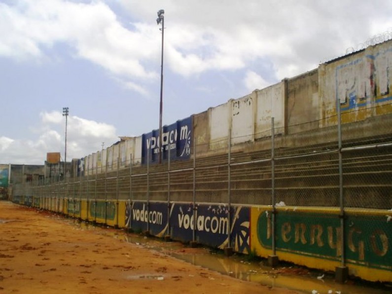 Matadi: les vendeuses mécontentes de la démolition de leurs étals au profit des travaux du stade