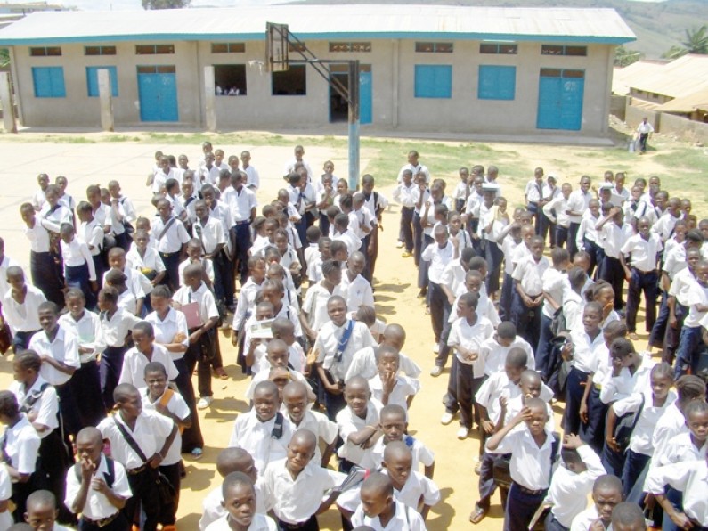 Kongo central: les cahiers d’items pour les élèves finalistes sont arrivés à Matadi
