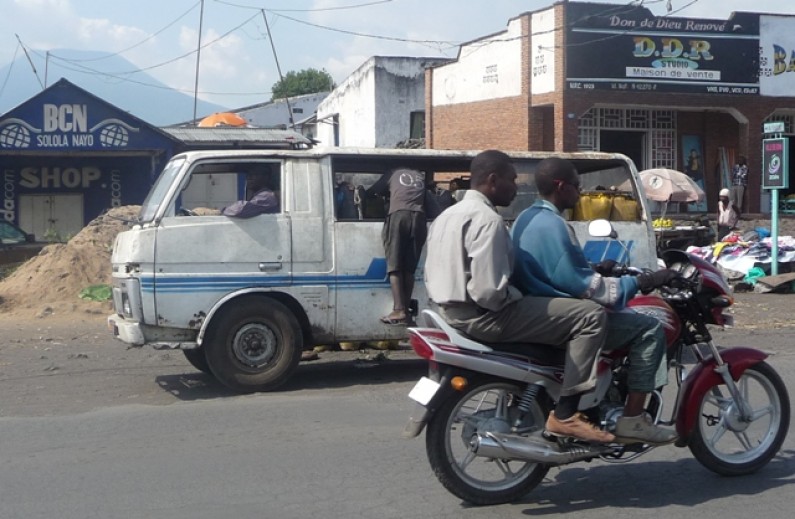 Matadi : les taxis- motos  à l’école du Code de la route