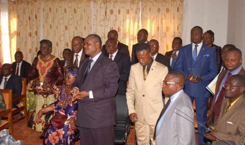 Récompense du gouverneur du Kongo central à trois anciens députés : ils deviennent membres de la cellule de cohésion provinciale
