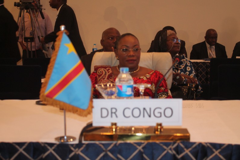 RDC: voici comment la sénatrice Ngudianza a sauvé sa collègue Bijou Goya d’un dénigrement de plus