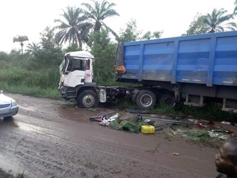 Kisantu: 27 morts bilan provisoire d’un accident de circulation
