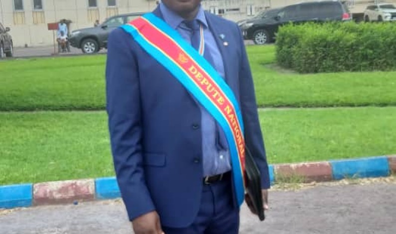 Le député Crispin Mbadu envisage interpeller le vice-Premier ministre Willy Ngopos sur la non réhabilitation de la route Manterne-Singhini au Kongo central