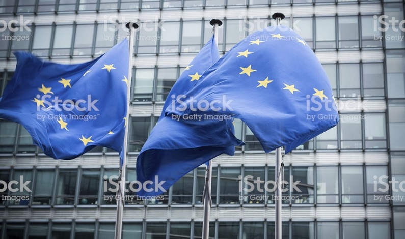 Europe: le relâchement des gestes barrières fait resurgir la Covid-19