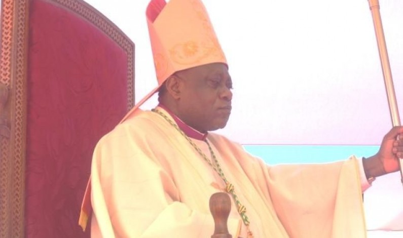 Tentative d’assassinat de l’abbé Nzotukezi : le soutien de l’Evêque et son message aux prêtres du diocèse de Matadi