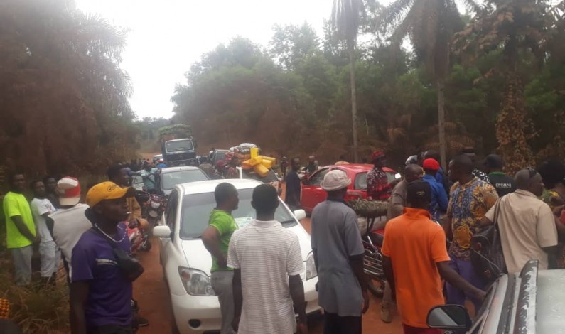 Grève pour dénoncer la dégradation de la route Manterne-Tshela : le message des chauffeurs à Felix Tshisekedi