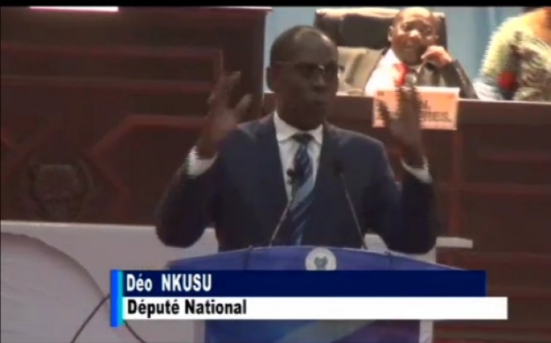  »On m’a atteint mais on ne m’a pas éteint       » : La réaction de Deo Nkusu à l’Assemblée nationale après l’élection du gouverneur du Kongo central