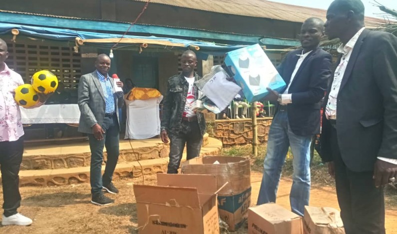 Le député Roger Matondo vole au secours du Centre de santé de référence de Kimbetele